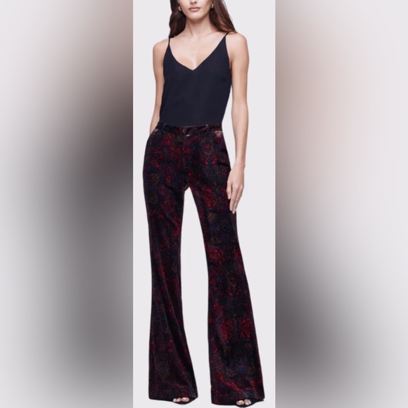 L'AGENCE Pants - L'agence Lane Flared Trouser in Black & Red Medallion Paisley, sz 10